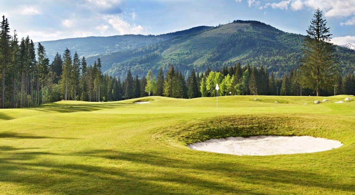 Golf Tale