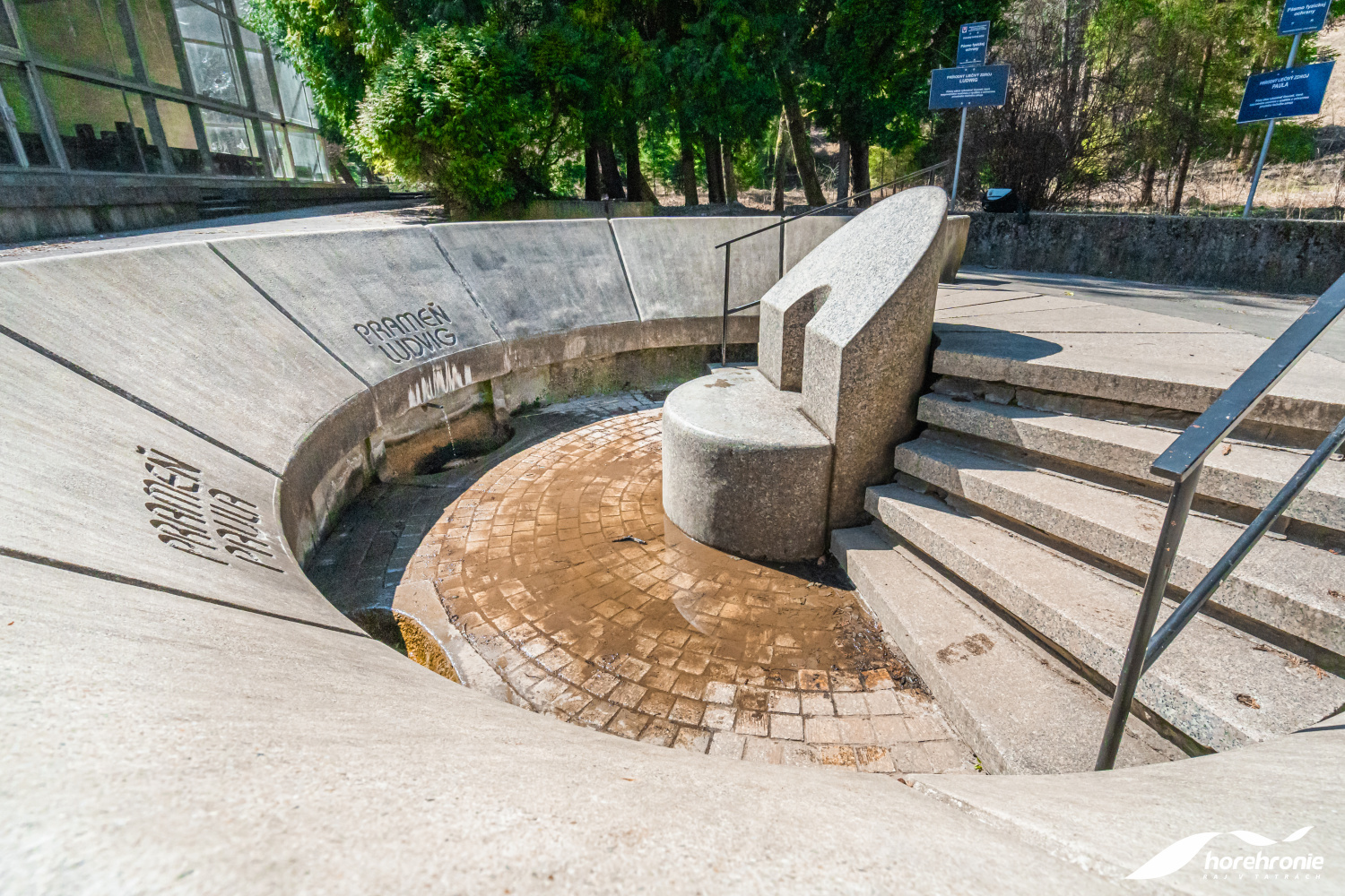 Natural healing springs and spa park Kúpeľný park Brusno